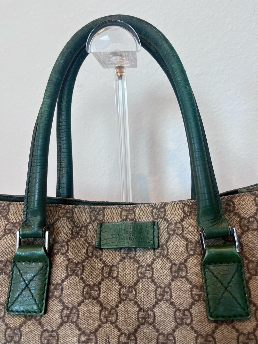 GUCCI GG SUPREME CANVAS LARGE TOTE. - Picture 2 of 14